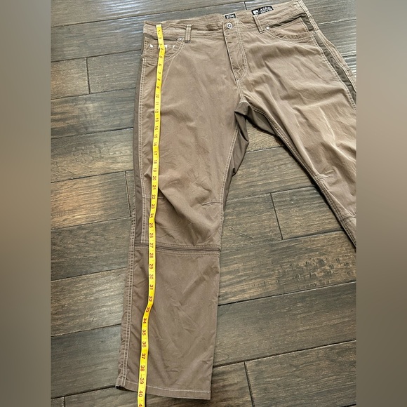 KUHL Pants Mens 38x30 Radio Outdoor Hiking Work Khaki - Picture 14 of 15